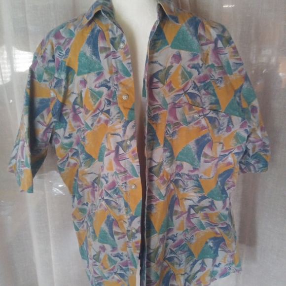 AJ Fremont Hawaiian shirt - Picture 1 of 4